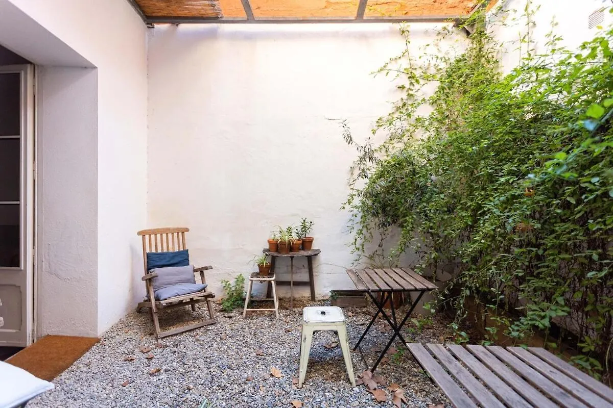Intimate House - Heart Of Sarria Apartment Barcelona 0*,