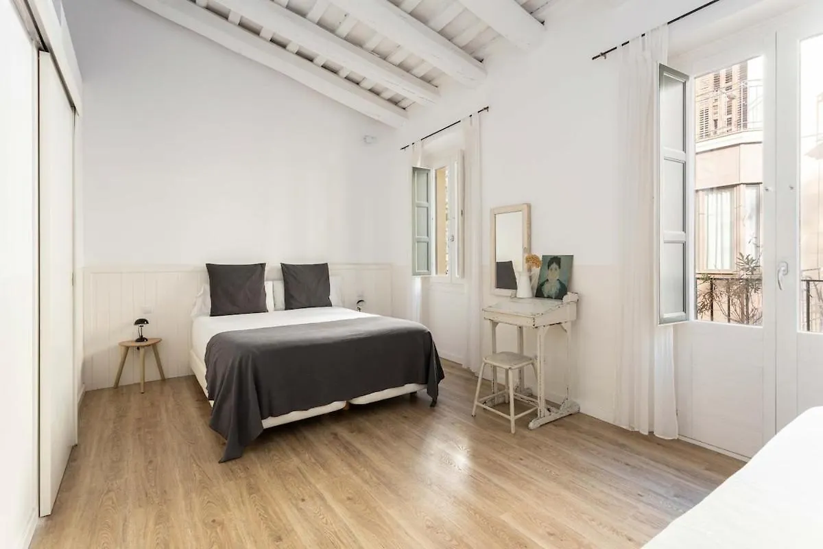 Intimate House - Heart Of Sarria Apartment Barcelona