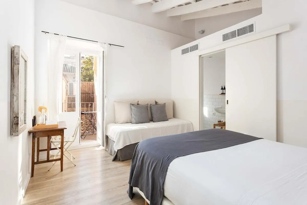 Intimate House - Heart Of Sarria Apartment Barcelona