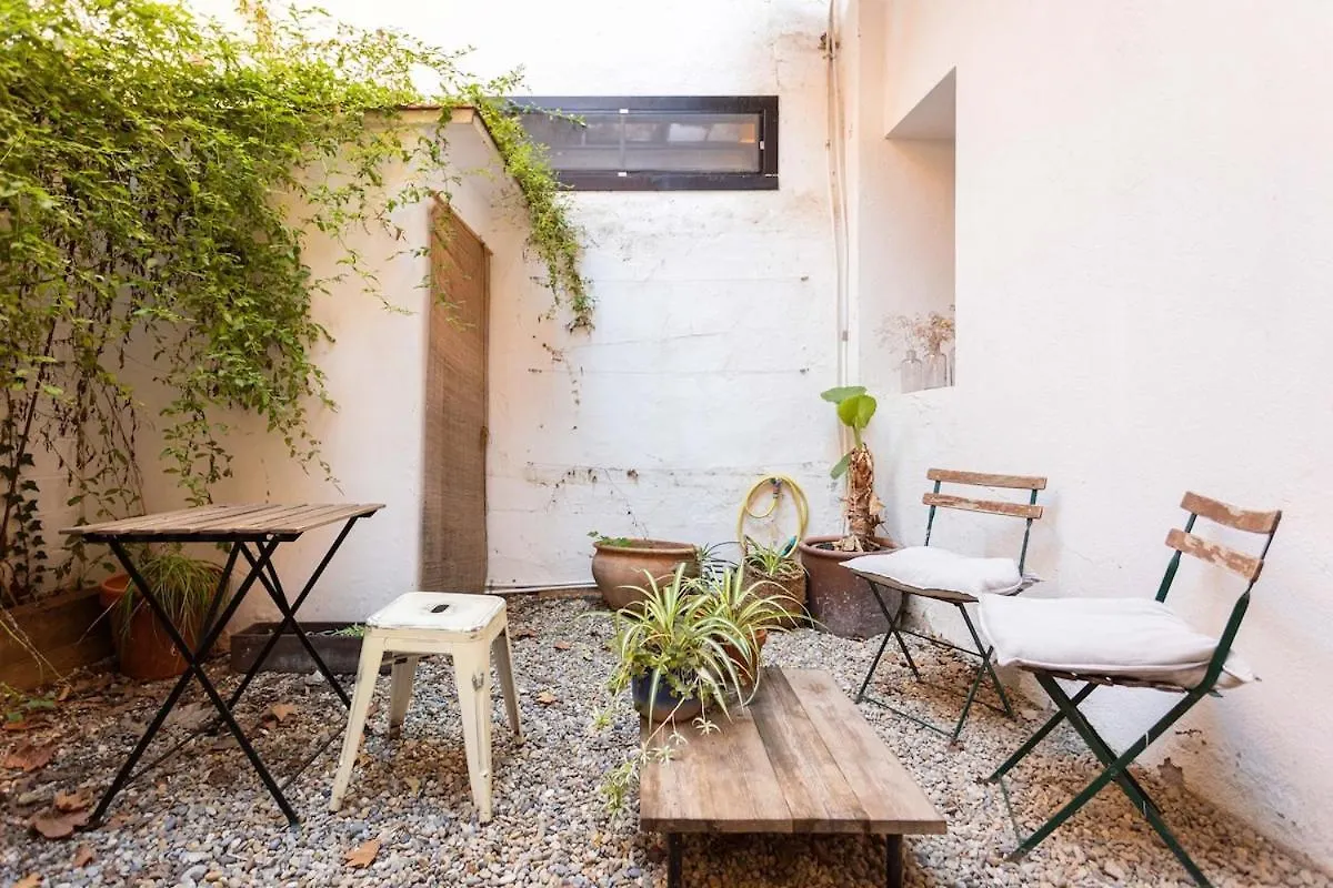 Intimate House - Heart Of Sarria Apartment Barcelona