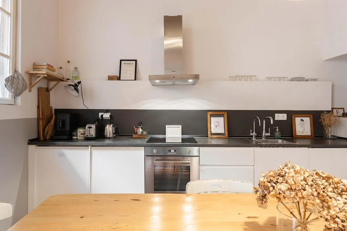 Intimate House - Heart Of Sarria Apartment Barcelona Spain