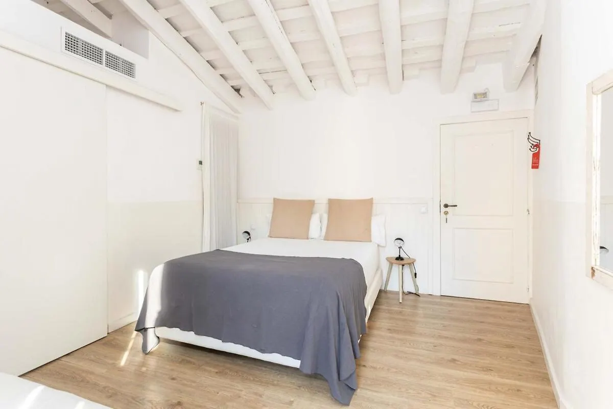 Intimate House - Heart Of Sarria Διαμέρισμα Βαρκελώνη 0*,
